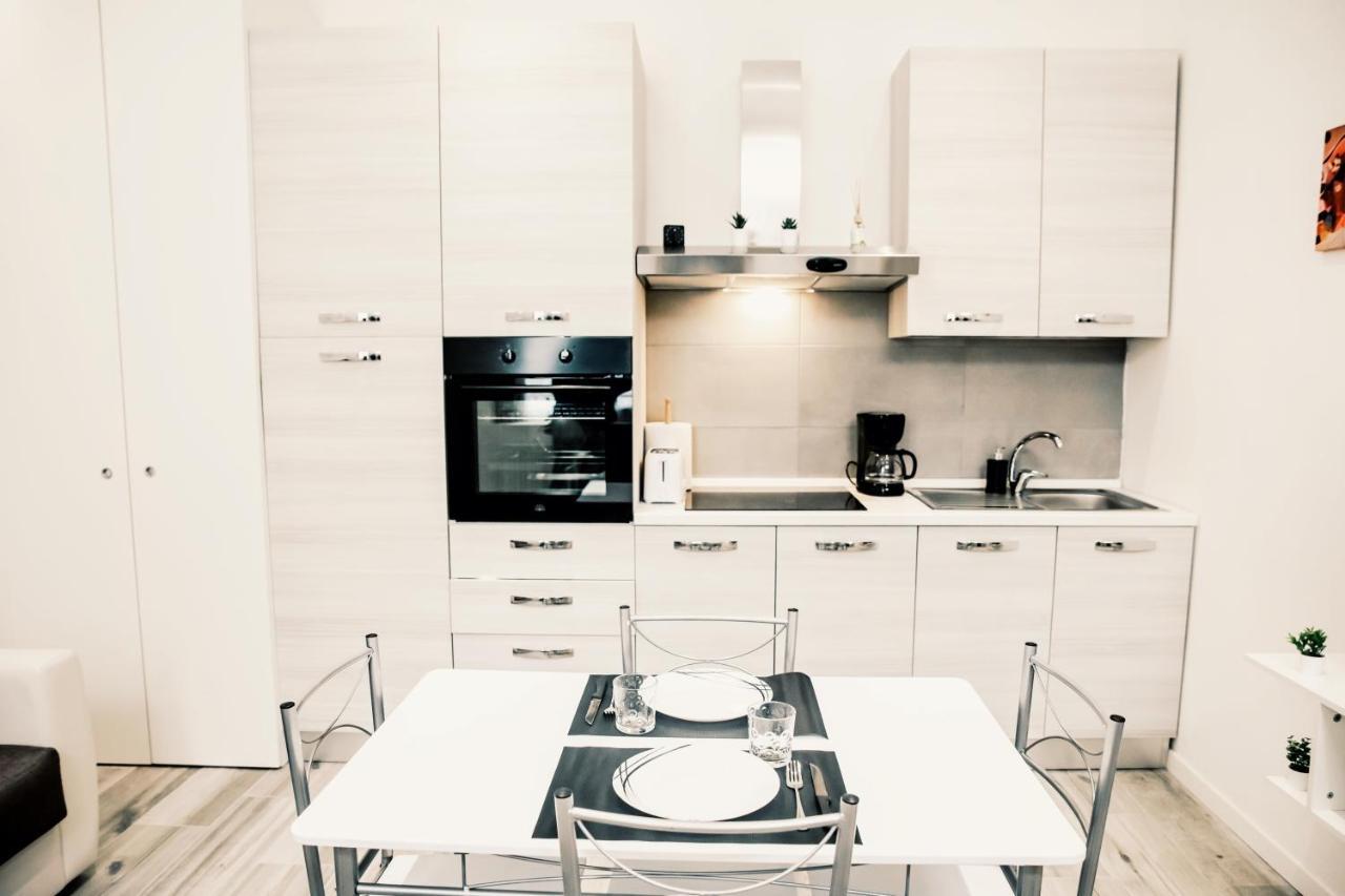 Stazione-Centro Luminoso Bilocale Apartman Brescia Kültér fotó